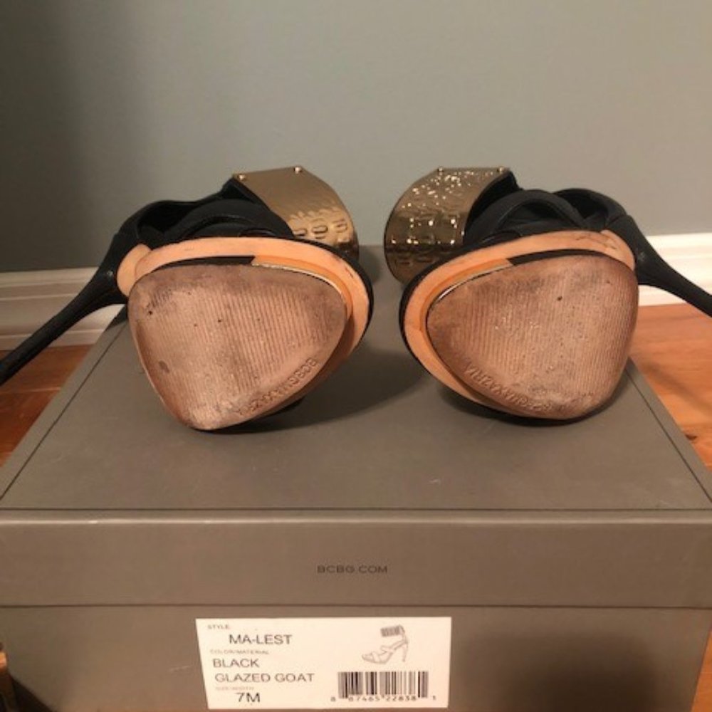 Heels - Picture 5 of 5